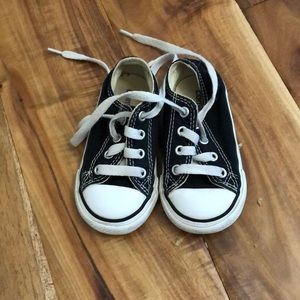 Toddler converse size 6